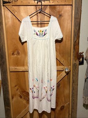 Cream Embroidered Maxi Dress with Multicolor Floral Motifs